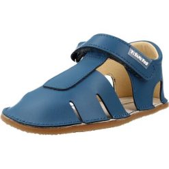 Sandały TITANITOS L560 ALBERTIC Niebieski. Niebieskie sandały TITANITOS, bez wzorów, ze skóry, sportowe, bez obcasa, bez zapięcia. Za 175.99 zł.