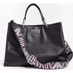 Torebka EMPORIO ARMANI. Czarne torebki klasyczne Emporio Armani, z aplikacjami, bez dodatków. Za 1,739.00 zł.
