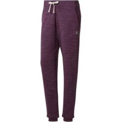 Spodnie damskie Reebok TE Marble Pant. Czarne spodnie dresowe Reebok, bez wzorów, z dresówki. Za 142.99 zł.