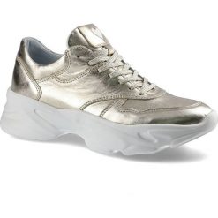 Złote Sneakersy Chebello Damskie Skórzane Obuwie. Żółte buty treningowe CheBello, z aplikacjami, ze skóry, bez zapięcia. Za 359.00 zł.