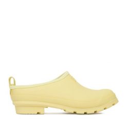 Kalosze Hunter. Żółte kalosze Hunter, bez wzorów, bez zapięcia. Za 199.99 zł.