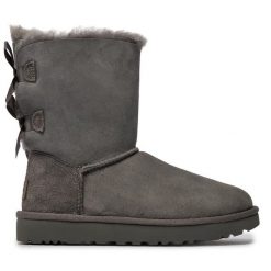 Śniegowce Ugg. Szare śniegowce UGG, bez wzorów, bez zapięcia. Za 1,139.00 zł.