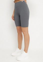 Szare Szorty Kolarki z Prążkowanej Tkaniny z Wysokim Stanem Rinwena. Szare szorty Born2be, bez wzorów, prążkowane, eleganckie. Za 49.99 zł.