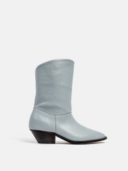 Loft37 Skórzane botki w kolorze błękitnym rozmiar: 36. Niebieskie botki loft37, bez wzorów, ze skóry, bez obcasa, bez zapięcia. Za 334.23 zł.