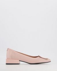 RÓŻOWE BALERINY 00301131D 208 PO. Czerwone baleriny Venezia, bez wzorów, ze skóry, bez obcasa, bez zapięcia. Za 349.00 zł.