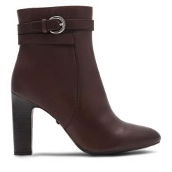 Botki Gino Rossi. Brązowe botki Gino Rossi, bez wzorów, bez obcasa, na słupku, bez zapięcia. Za 279.99 zł.