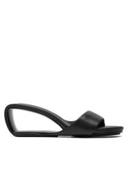 United Nude Klapki Mobius Mid 100030116S15 Czarny. Czarne klapki United Nude, bez wzorów, ze skóry, bez obcasa, bez zapięcia. Za 739.99 zł.