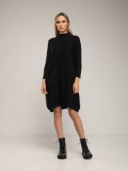 Tantra Sukienka w kolorze czarnym rozmiar: onesize. Czarne sukienki Tantra, bez wzorów, bez kołnierzyka, bez ramiączek, midi. Za 173.99 zł.