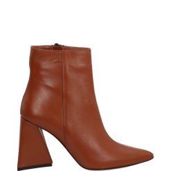 BRĄZOWE BOTKI FEBIGAIL NA CUOI. Brązowe botki Venezia, bez wzorów, ze skóry, bez obcasa, bez zapięcia. Za 379.00 zł.