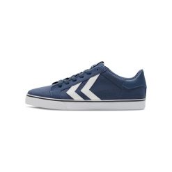 Trenerzy Hummel Leisure Lx-E. Niebieskie buty sportowe lifestyle Hummel, bez wzorów, z zamszu, sportowe, bez zapięcia. W wyprzedaży za 220.50 zł.