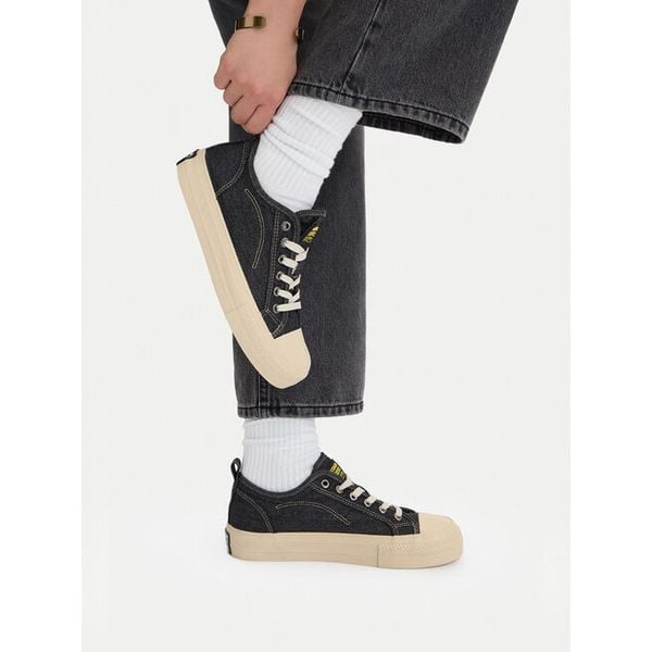 Trampki G-Star. Niebieskie trampki G-Star, bez wzorów, retro, bez zapięcia. Za 143.99 zł.