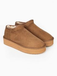 Blackfield Botki zimowe "Fiaza" w kolorze jasnobrązowym rozmiar: 37. Brązowe botki Blackfield, bez wzorów, z materiału, z okrągłym noskiem, bez obcasa, na platformie, bez zapięcia. Za 100.28 zł.