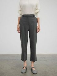 BGN Spodnie w kolorze antracytowym rozmiar: 34. Czarne spodnie materiałowe BGN, bez wzorów, z materiału, z podwyższonym stanem. Za 136.45 zł.