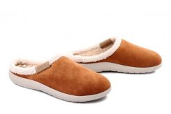 Inblu ET-42 021 camel, klapki damskie. Brązowe klapki Inblu, bez wzorów, bez obcasa, bez zapięcia. Za 72.24 zł.