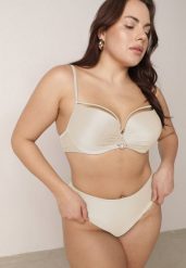 Jasnobeżowe Bikini Majtki Figi i Biustonosz z Paskami i Perłową Aplikacją Cahresha. Brązowe bikini Born2be, z aplikacjami, eleganckie. Za 109.99 zł.