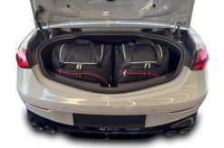 Torby Do Bagażnika Mercedes-Benz Cle Cabrio 2024+ 4Szt Kjust. Czarne torby podróżne KJUST, bez wzorów, z kauczuku. Za 1,018.00 zł.