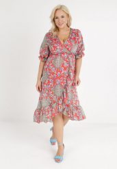 Czerwona Sukienka Darorgon. Czerwone sukienki Born2be, l, z aplikacjami, boho, bez kołnierzyka, bez ramiączek, midi, kopertowe. W wyprzedaży za 118.99 zł.
