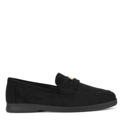 Mokasyny DeeZee. Czarne mokasyny DeeZee, bez wzorów. Za 119.99 zł.