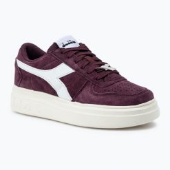 Buty damskie Diadora Magic Bold Suede. Czerwone buty treningowe Diadora, bez wzorów, z materiału, bez zapięcia. Za 469.99 zł.