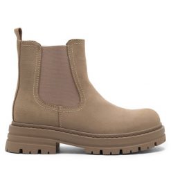 Sztyblety JENNY. Brązowe botki Jenny, bez wzorów, bez obcasa, na płaskiej podeszwie, bez zapięcia. Za 111.99 zł.