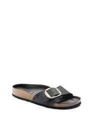 Birkenstock Skórzane klapki w kolorze czarnym rozmiar: 38. Czarne klapki Birkenstock, bez wzorów, z nubiku, klasyczne, z otwartym noskiem, bez obcasa, bez zapięcia. Za 438.94 zł.