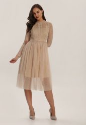 Beżowa Sukienka Jynerris. Brązowe sukienki Born2be, m, z aplikacjami, z koronki, eleganckie, bez kołnierzyka, bez ramiączek, midi, rozkloszowane. W wyprzedaży za 110.49 zł.