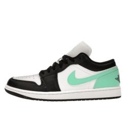 Buty Sportowe Nike Air Jordan 1 Low. Zielone buty sportowe lifestyle Jordan, bez wzorów, sportowe, bez zapięcia, Nike Air Jordan. Za 389.80 zł.
