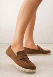 Brązowe Mokasyny z Plecionką w Stylu Boho Galenatea. Brązowe mokasyny Renee, z aplikacjami, z jeansu. Za 69.99 zł.