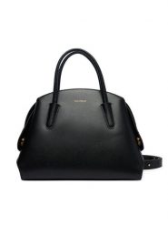 Coccinelle Torebka U7K Coccinelletylde E1 U7K 18 02 01 Czarny. Czarne torebki klasyczne Coccinelle, bez wzorów, ze skóry, bez dodatków. Za 1,759.00 zł.