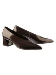 Högl Skórzane czółenka w kolorze brązowym rozmiar: 38,5. Brązowe czółenka Högl, bez wzorów, klasyczne, bez obcasa, bez zapięcia. Za 348.90 zł.