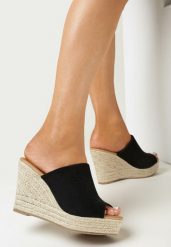 Czarne Klapki Peep Toe na Plecionym Koturnie Esadima. Czarne klapki Born2be, bez wzorów, z otwartym noskiem, bez obcasa, na koturnie, bez zapięcia. W wyprzedaży za 104.99 zł.