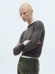Mango Sweter Bulma 77027668 Szary Slim Fit. Szare swetry Mango, xxs, bez wzorów, z syntetyku, bez ramiączek. Za 45.99 zł.
