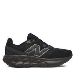 Buty do biegania New Balance. Czarne buty do biegania New Balance, bez wzorów, bez zapięcia, do biegania. Za 299.99 zł.