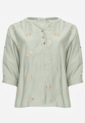 Zielona Wiskozowa Koszula Boho z Haftem i Podpinanymi Rękawami 3/4 Cheridenah. Zielone koszule Born2be, plus size, bez wzorów, z wiskozy, boho, bez kołnierzyka, plus size, bez ramiączek. Za 69.99 zł.