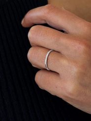 DIA DIAMONDS Srebrny pierścionek z diamentami rozmiar: 58. Szare pierścionki DIA DIAMONDS, z diamentem, srebrne. Za 188.85 zł.