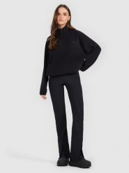 4F Legginsy z rozszerzanymi nogawkami damskie - czarne XS. Czarne legginsy 4f, bez wzorów, z dzianiny, długie. Za 129.99 zł.