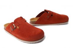 DR. BRINKMANN 600116-62 orange, klapki damskie. Brązowe klapki Dr. Brinkmann, bez wzorów, ze skóry, bez obcasa, bez zapięcia. Za 309.90 zł.
