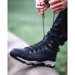 Buty trekkingowe Kilpi Tracker WP High. Czarne buty trekkingowe Kilpi, bez wzorów, z nylonu, bez zapięcia, trekkingowe. Za 938.45 zł.