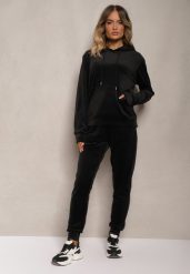 Czarny Komplet Dresowy z Weluru Spodnie z Gumką w Pasie i Bluza z Kapturem Lelaria. Czarne bluzy Renee, l, bez wzorów, z dresówki, bez ramiączek, z kapturem. W wyprzedaży za 75.99 zł.
