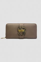 JUST CAVALLI Damski portfel w kolorze taupe Iconic Snakes - Style 15. Brązowe portfele Just Cavalli, bez wzorów, ze skóry ekologicznej. W wyprzedaży za 319.99 zł.