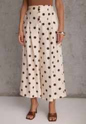 Beżowe Spodnie Casual Culottes w Groszki z Dużą Zawartością Wiskozy Thelialla. Brązowe spodnie materiałowe Renee, bez wzorów, z jeansu, casualowe, z podwyższonym stanem, krótkie. Za 99.99 zł.