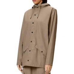 Kurtka RAINS JACKET W3 Beżowy. Brązowe kurtki Rains, bez wzorów, z syntetyku, bez kaptura. Za 403.76 zł.