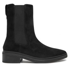 Sztyblety Calvin Klein. Czarne botki Calvin Klein, bez wzorów, bez obcasa, na płaskiej podeszwie, bez zapięcia. Za 379.99 zł.