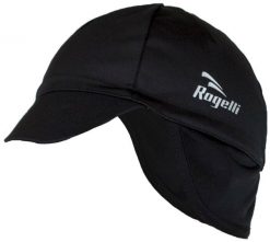 Czapka pod kask softshell Rogelli PROTTETIVO. Czarne czapki z daszkiem Rogelli, bez wzorów, z materiału. Za 91.25 zł.