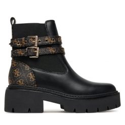 Botki Guess. Czarne botki Guess, z aplikacjami, bez obcasa, na płaskiej podeszwie, bez zapięcia. Za 579.99 zł.