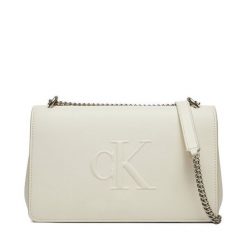 Torebka Calvin Klein Jeans. Kopertówki Calvin Klein Jeans, bez wzorów, z jeansu, bez dodatków. Za 359.99 zł.