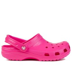 Klapki damskie do chodzenia Crocs CLASSIC NEON HL. Czerwone klapki Crocs, bez wzorów, sportowe, bez obcasa, bez zapięcia. W wyprzedaży za 169.00 zł.