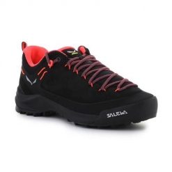 Buty trekkingowe damskie Salewa Wildfire Leather. Czarne buty trekkingowe Salewa, z gumy, bez zapięcia. Za 799.99 zł.