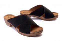 INBLU BL-03 014 czarny, klapki damskie. Czarne klapki Inblu, bez wzorów, bez obcasa, bez zapięcia. Za 94.99 zł.