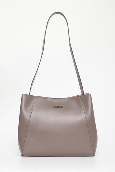 Torebka damska skórzany shopper PESERICO. Shopper bag Peserico, bez wzorów, bez dodatków. W wyprzedaży za 1,639.20 zł.